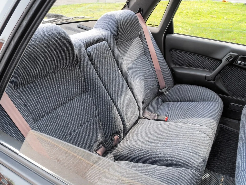 1992 Mitsubishi Galant VR-4 6th Gen - Image 8 of 30