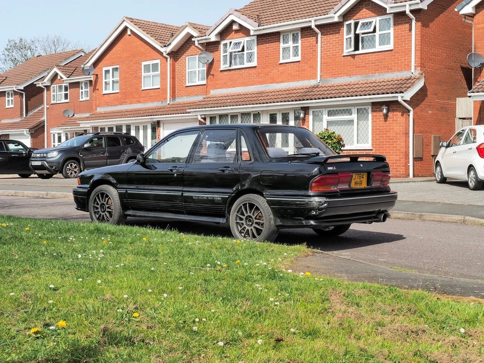 1992 Mitsubishi Galant VR-4 6th Gen - Image 13 of 30