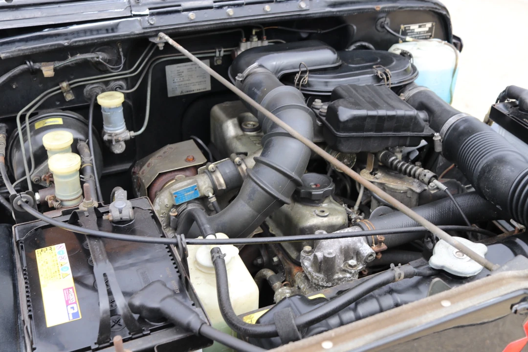 1992 Mitsubishi - Image 30 of 31
