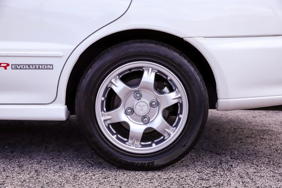 1992 Mitsubishi Lancer Evolution I 5th Gen - Image 30 of 31