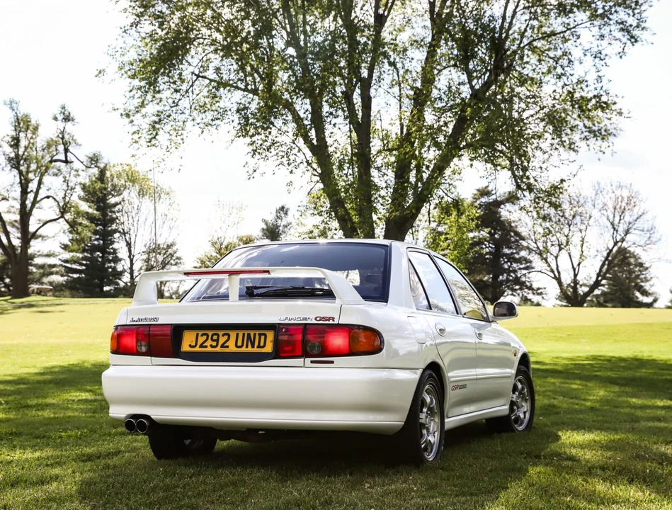 1992 Mitsubishi Lancer Evolution I 5th Gen - Image 12 of 31