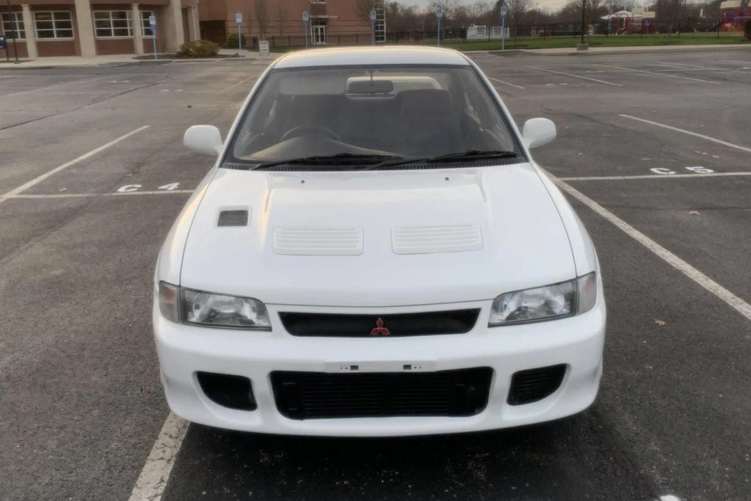 1992 Mitsubishi Lancer Evolution I 5th Gen - Image 2 of 31