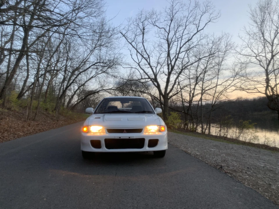 1992 Mitsubishi Lancer Evolution I 5th Gen - Image 8 of 31