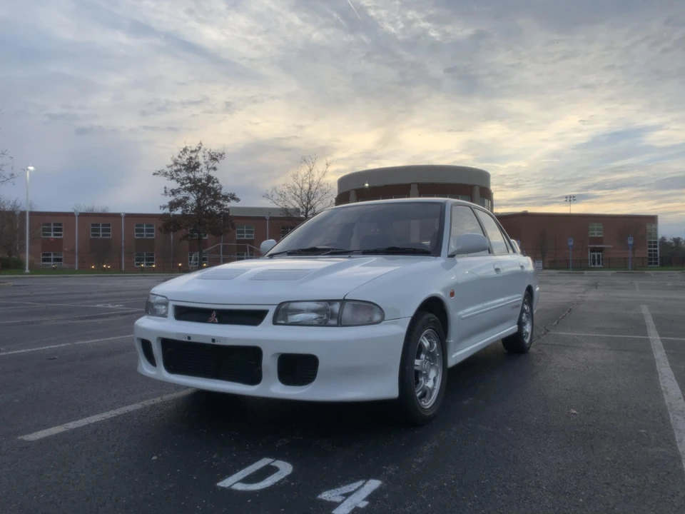 1992 Mitsubishi Lancer Evolution I 5th Gen - Image 12 of 31