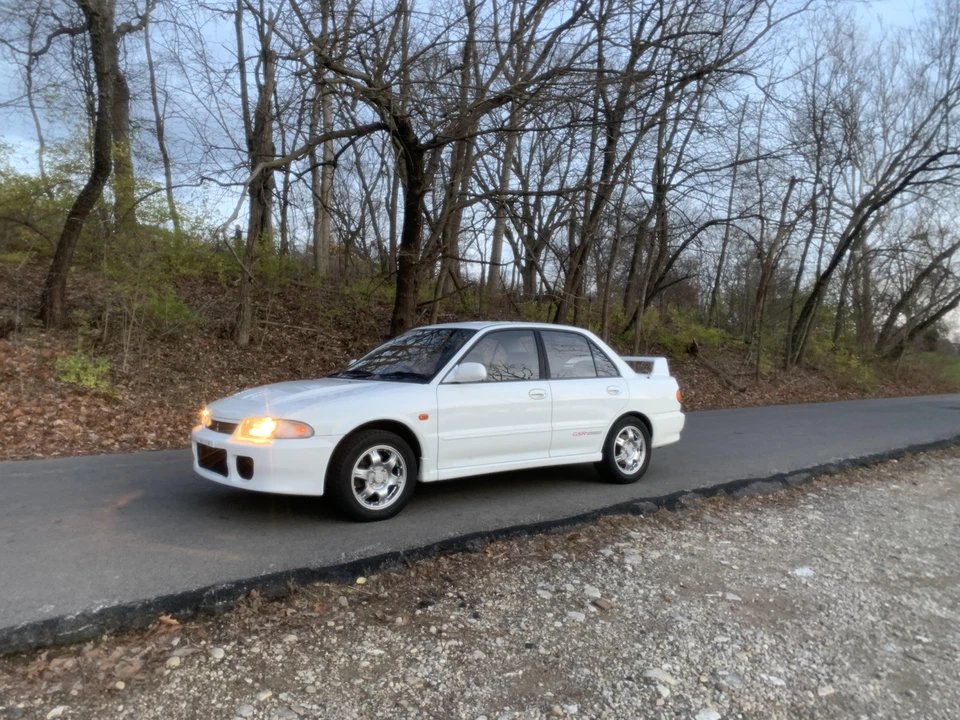 1992 Mitsubishi Lancer Evolution I 5th Gen - Image 15 of 31