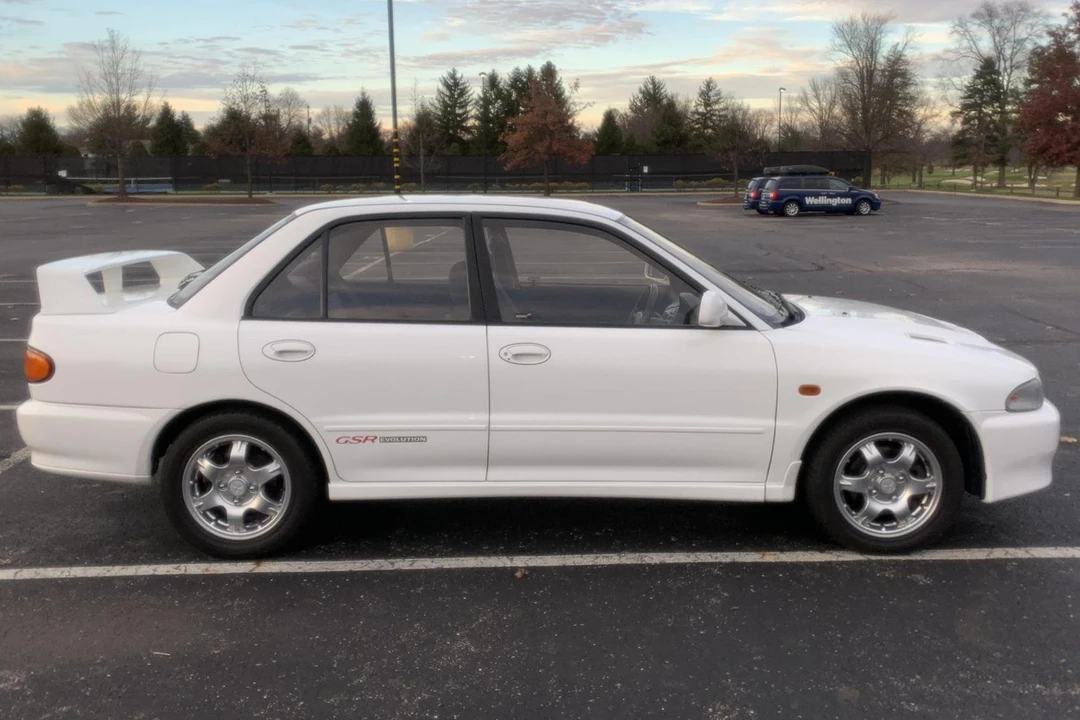 1992 Mitsubishi Lancer Evolution I 5th Gen - Image 3 of 31