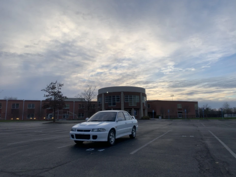 1992 Mitsubishi Lancer Evolution I 5th Gen - Image 14 of 31