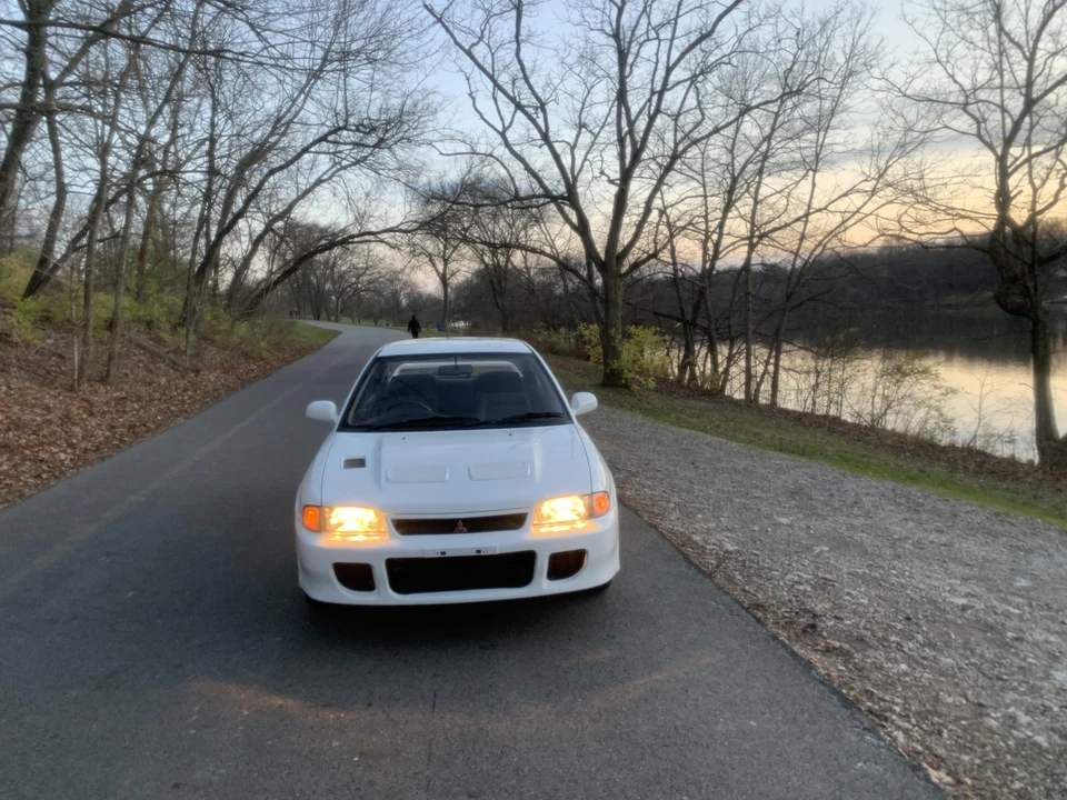 1992 Mitsubishi Lancer Evolution I 5th Gen - Image 9 of 31