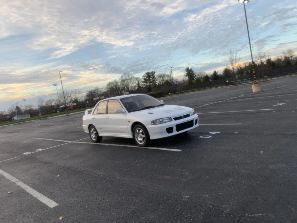 1992 Mitsubishi Lancer Evolution I 5th Gen - Image 29 of 31