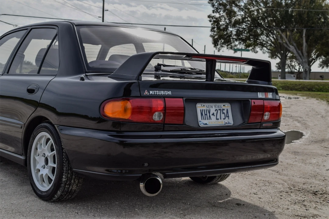 1992 Mitsubishi Lancer Evolution I 5th Gen - Image 17 of 31