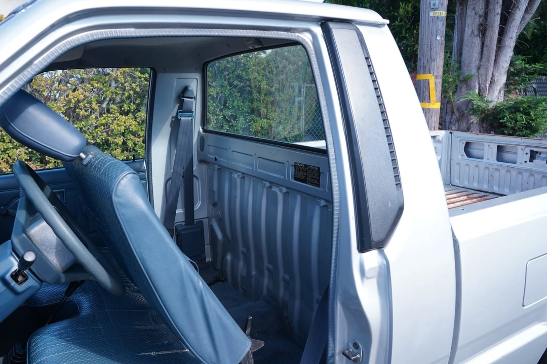 1992 Mitsubishi Triton 2nd Gen - Image 25 of 31