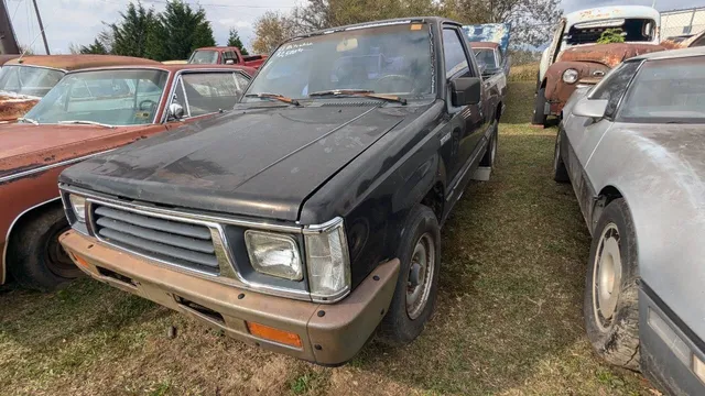 1992 Mitsubishi Mighty Max S Base 2dr Standard Cab SB