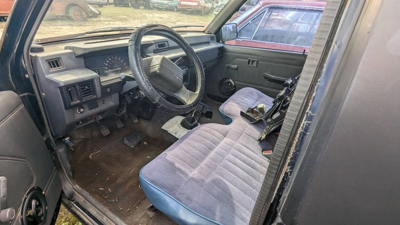 1992 Mitsubishi Triton 2nd Gen - Image 13 of 18