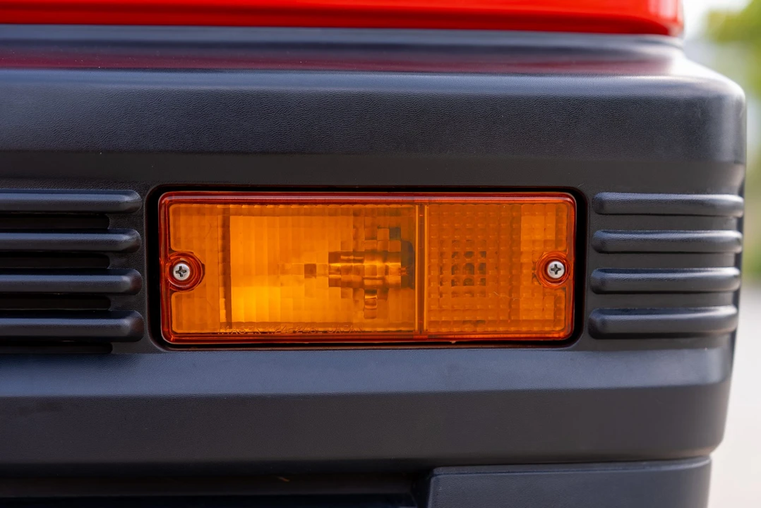 1992 Mitsubishi Minicab 5th Gen - Image 29 of 31