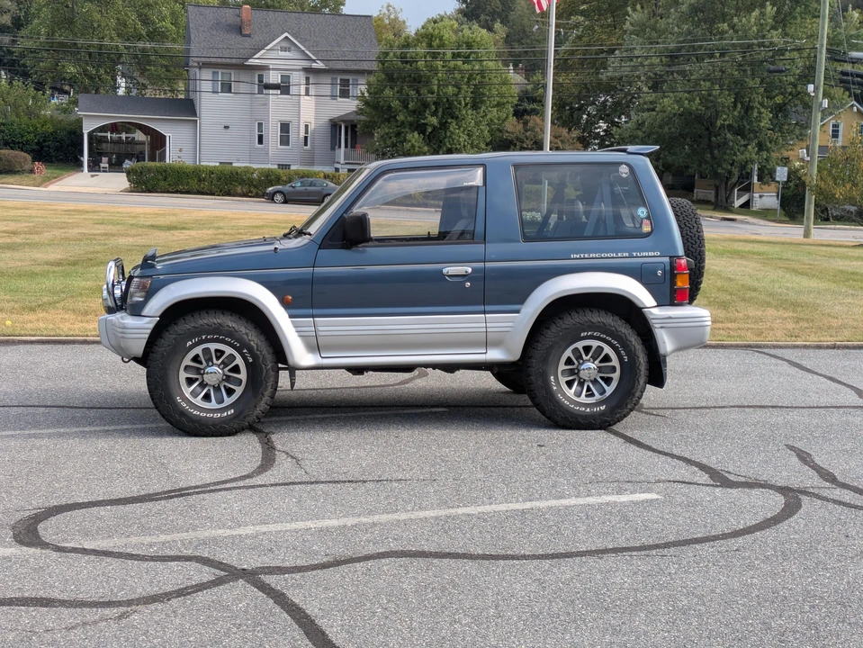 1992 Mitsubishi Pajero/Montero 2nd Gen - Image 10 of 31