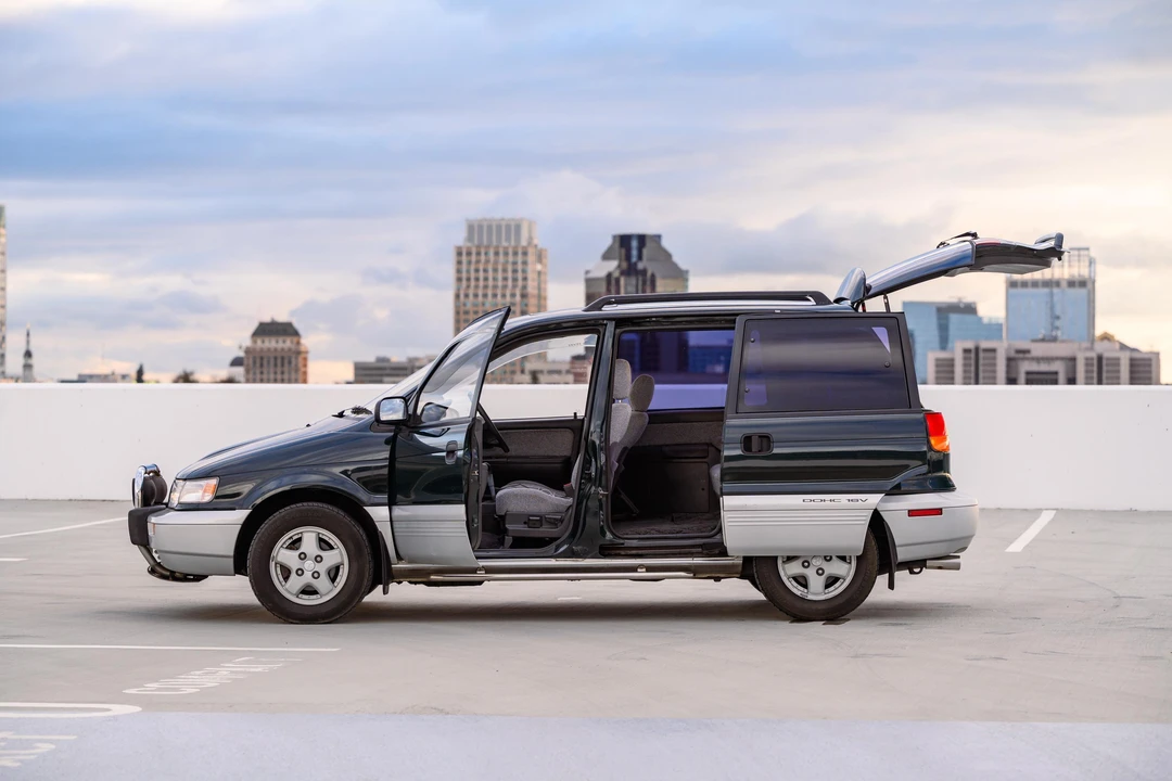 1992 Mitsubishi RVR 1st Gen - Image 24 of 31