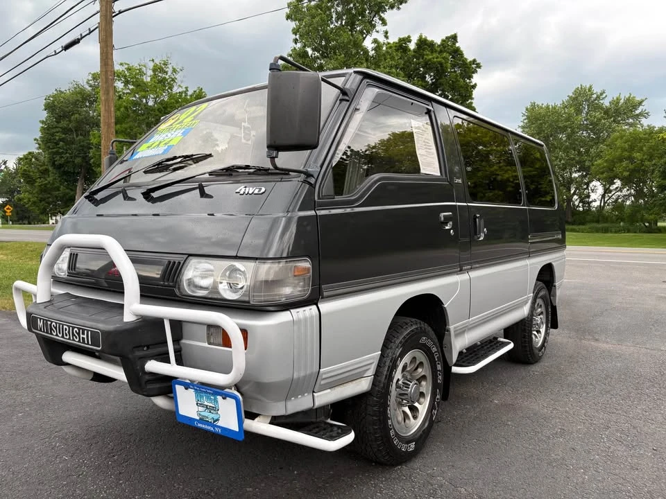 1992 Mitsubishi Delica 3rd Gen - Image 4 of 18