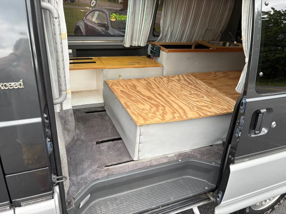 1992 Mitsubishi Delica 3rd Gen - Image 10 of 18
