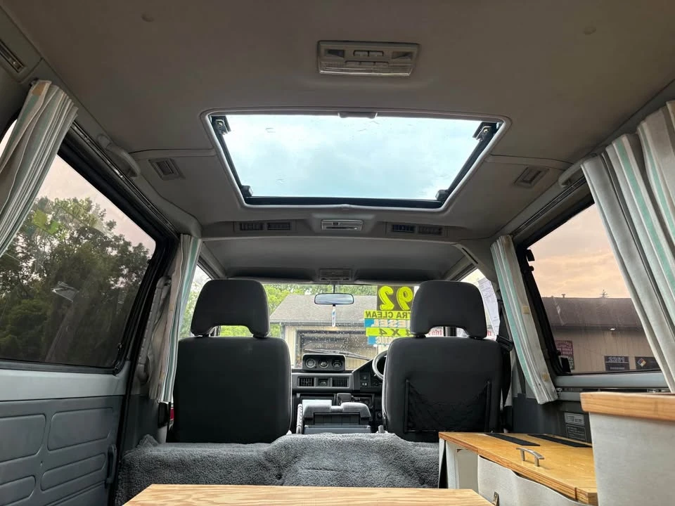1992 Mitsubishi Delica 3rd Gen - Image 7 of 18