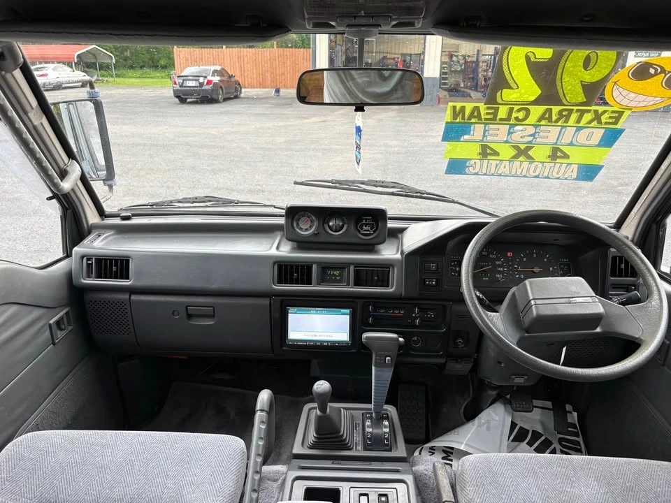 1992 Mitsubishi Delica 3rd Gen - Image 12 of 18