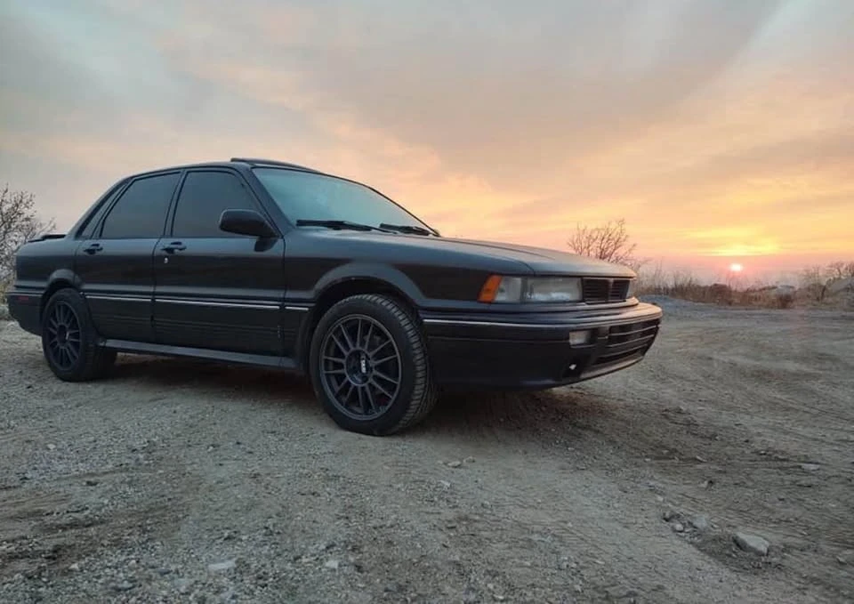 1992 Mitsubishi Galant VR-4 7th Gen - Image 5 of 6