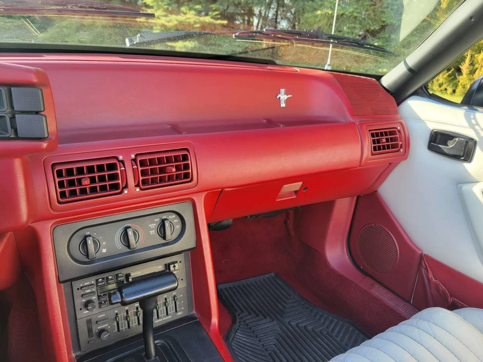 1992 Ford Mustang GT 3rd Gen - Image 20 of 24