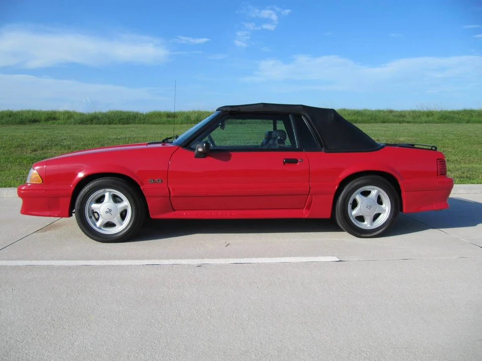 1992 Ford Mustang GT 3rd Gen - Image 20 of 23
