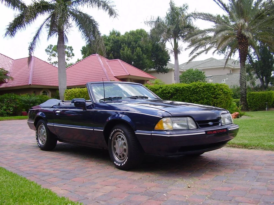 1992 Ford Mustang 3rd Gen - Image 11 of 12