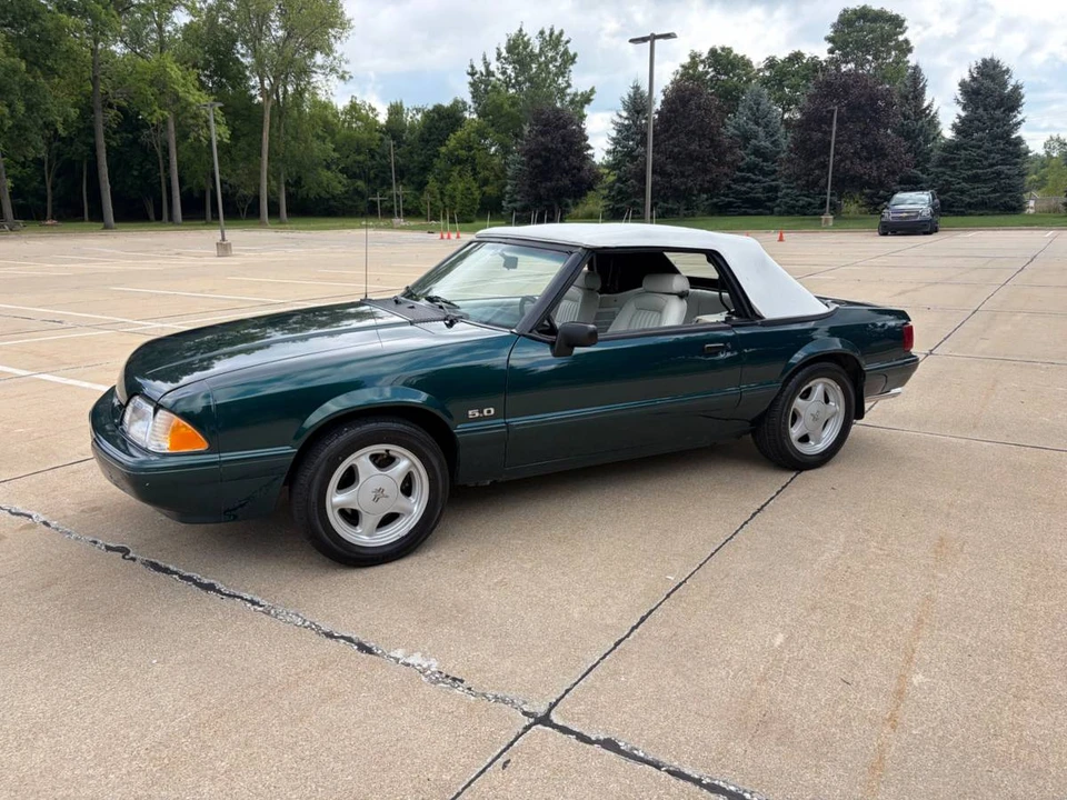 1992 Ford Mustang 3rd Gen - Image 5 of 10
