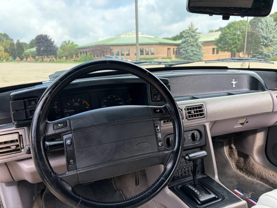 1992 Ford Mustang 3rd Gen - Image 9 of 10