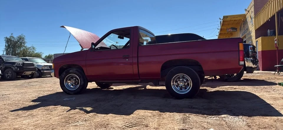 1992 Nissan Frontier - Image 10 of 10