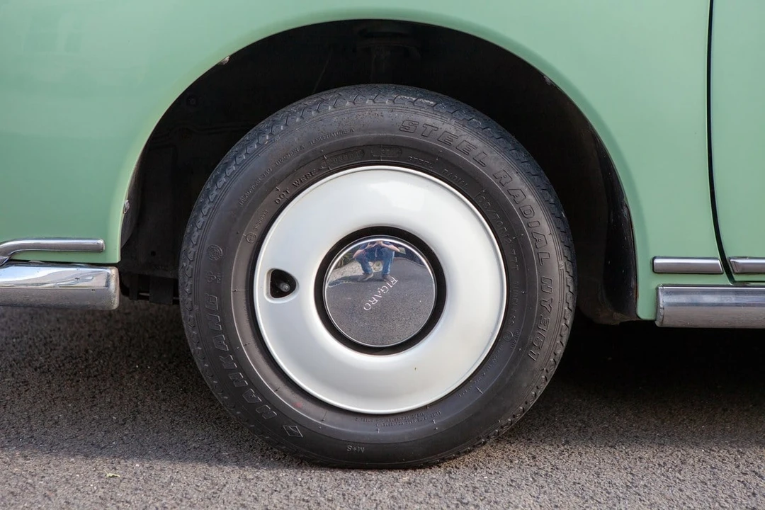 1991 Nissan Figaro - Image 12 of 30
