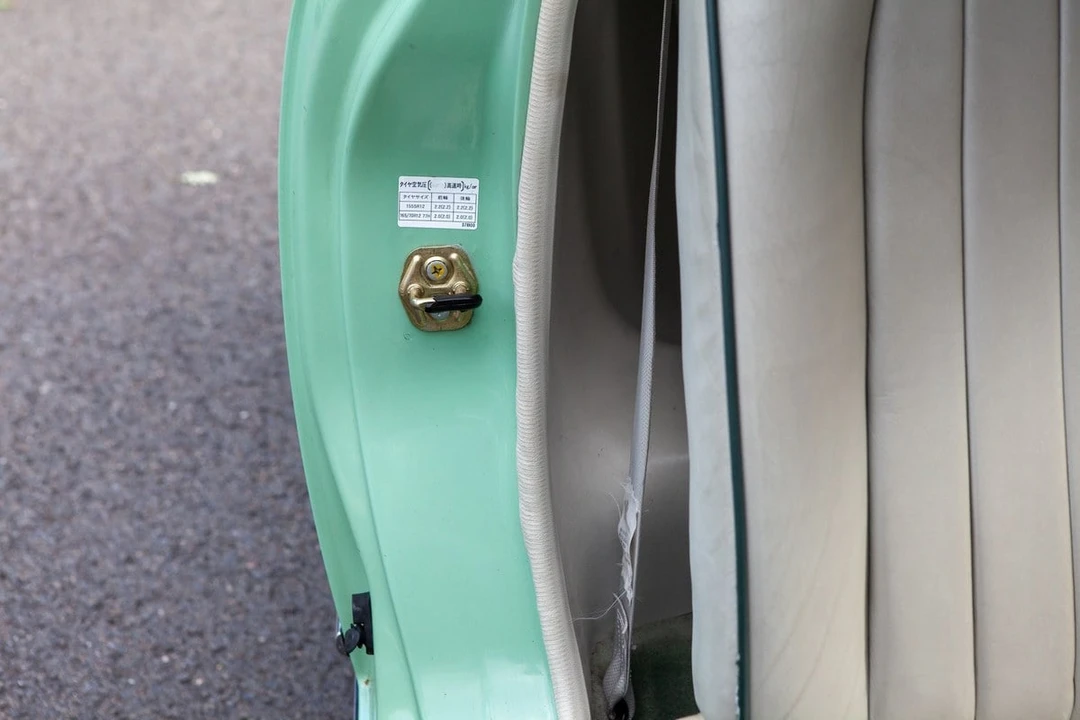 1991 Nissan Figaro - Image 20 of 30