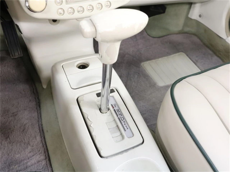 1992 Nissan Figaro - Image 17 of 31
