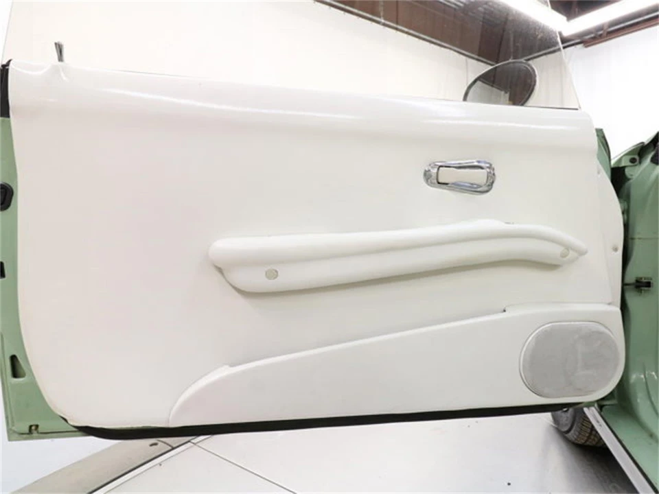 1992 Nissan Figaro - Image 23 of 31