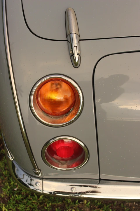 1992 Nissan Figaro - Image 25 of 31