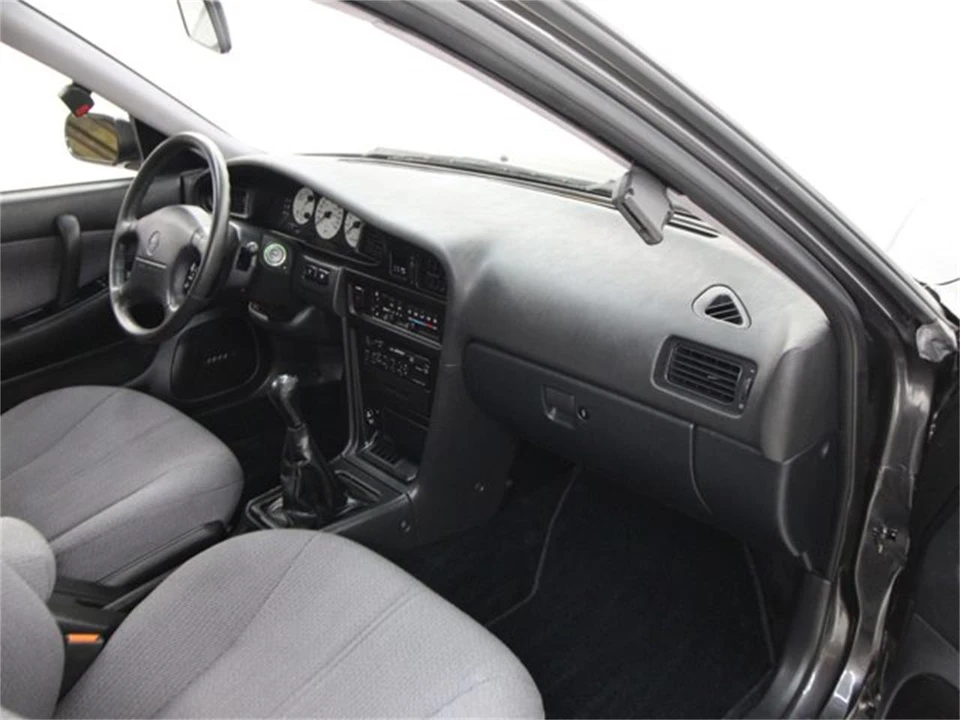 1992 Nissan Maxima 3rd Gen - Image 15 of 31