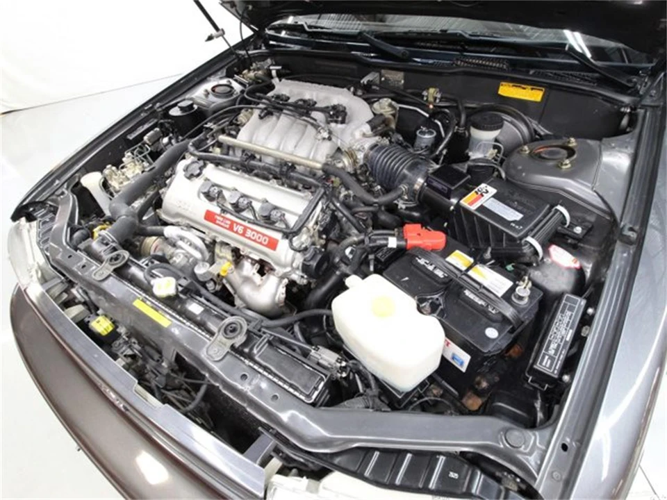 1992 Nissan Maxima 3rd Gen - Image 25 of 31