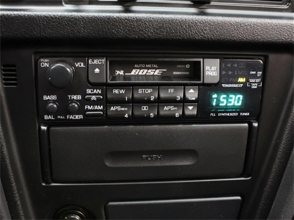 1992 Nissan Maxima 3rd Gen - Image 13 of 31