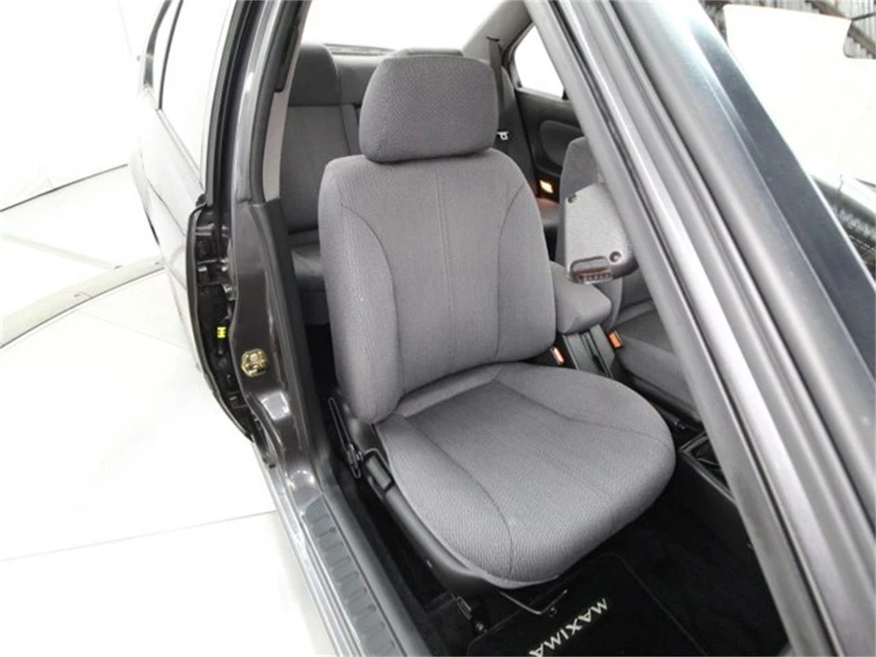 1992 Nissan Maxima 3rd Gen - Image 17 of 31
