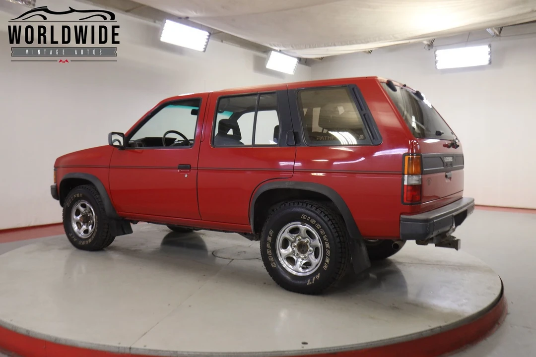 1992 Nissan Pathfinder 1st Gen - Image 5 of 12