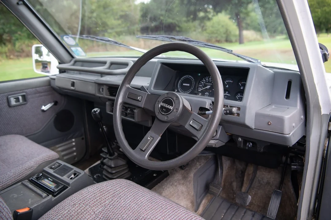 1992 Nissan Patrol 4th Gen - Image 2 of 30