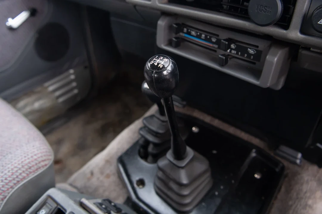 1992 Nissan Patrol 4th Gen - Image 14 of 30
