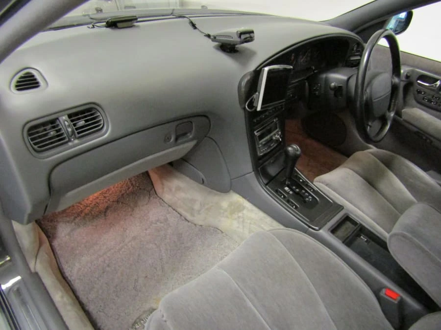1992 Nissan President 3rd Gen - Image 5 of 12