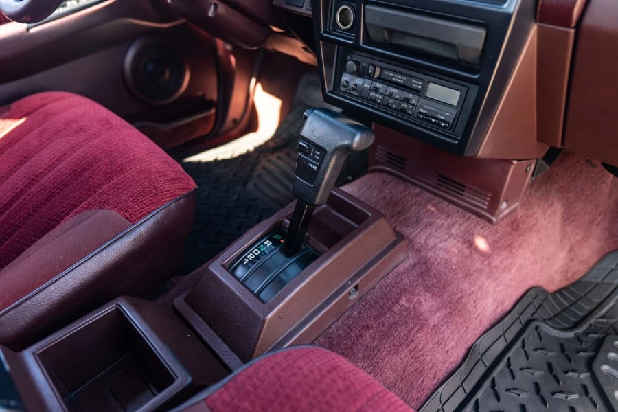1992 Nissan Frontier - Image 15 of 19