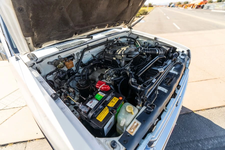 1992 Nissan Frontier - Image 18 of 19