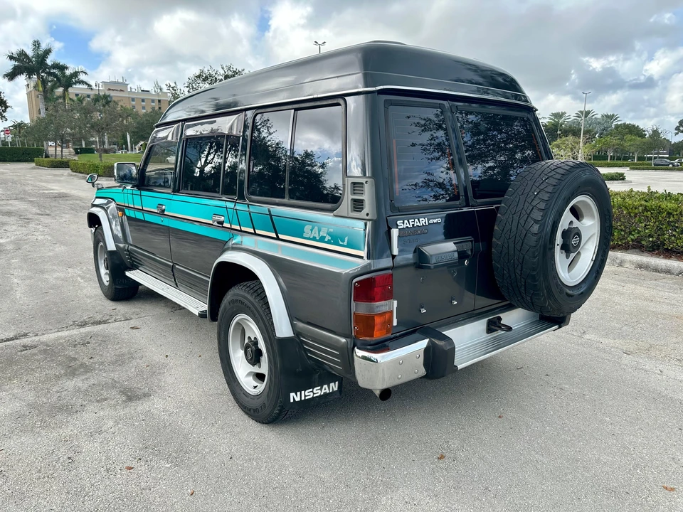 1992 Nissan Patrol 3rd Gen - Image 10 of 31