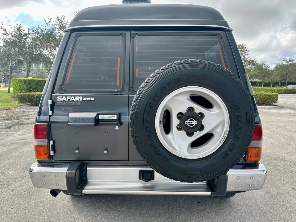 1992 Nissan Patrol 3rd Gen - Image 12 of 31