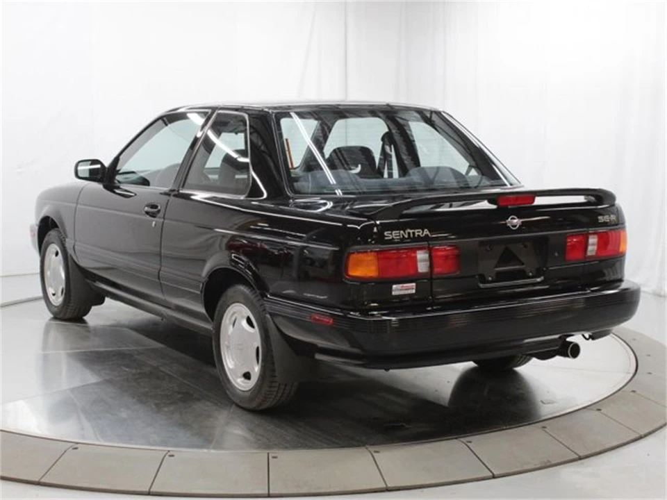 1992 Nissan Sentra 3rd Gen - Image 5 of 31