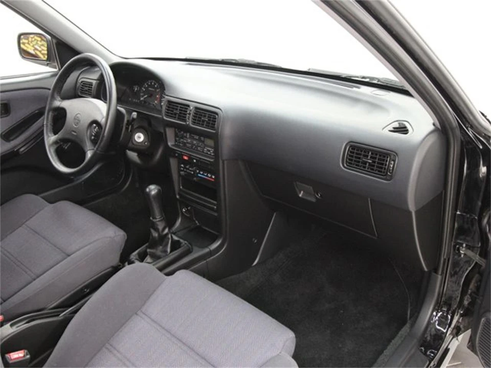 1992 Nissan Sentra 3rd Gen - Image 14 of 31